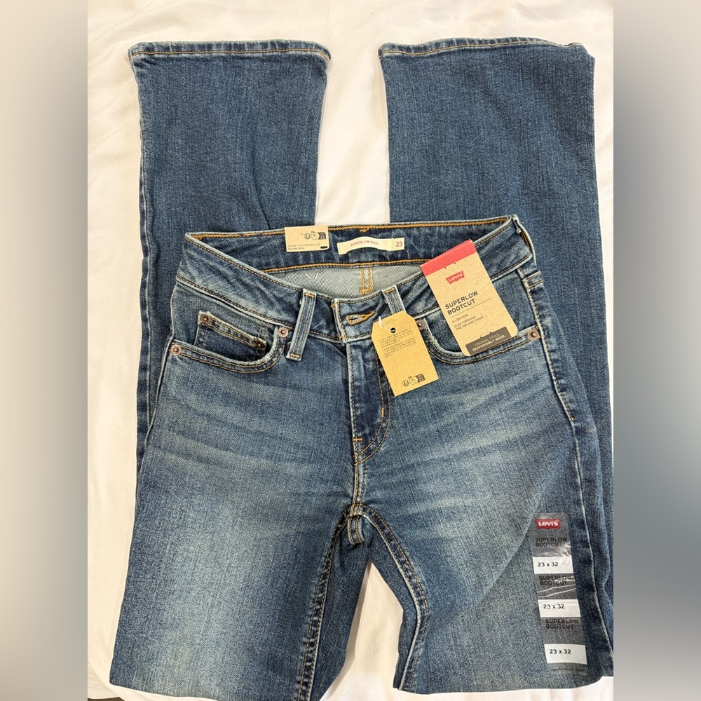 Levi's Women's Superlow Bootcut Jeans 23
